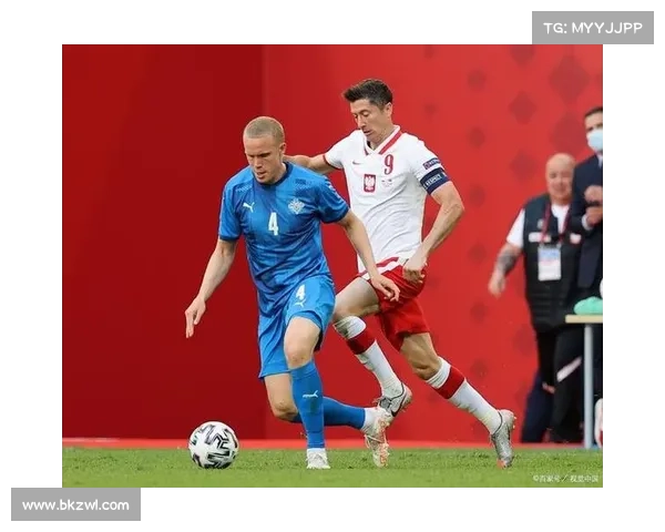 冰岛科帕沃于尔光明客场惨败波兹南莱赫攻防体系全面崩盘